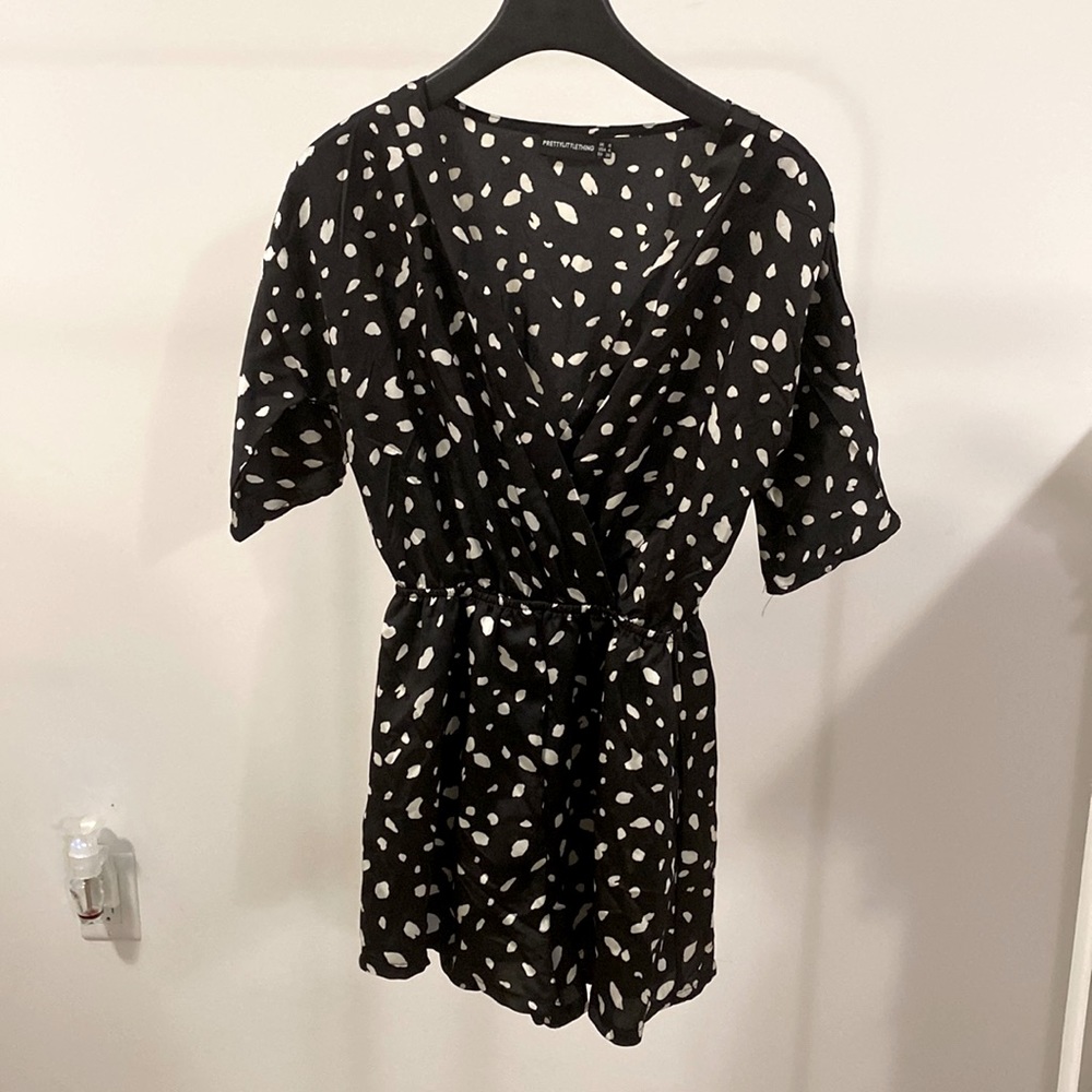 Black patterned romper